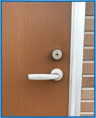 自宅玄関の鍵開錠